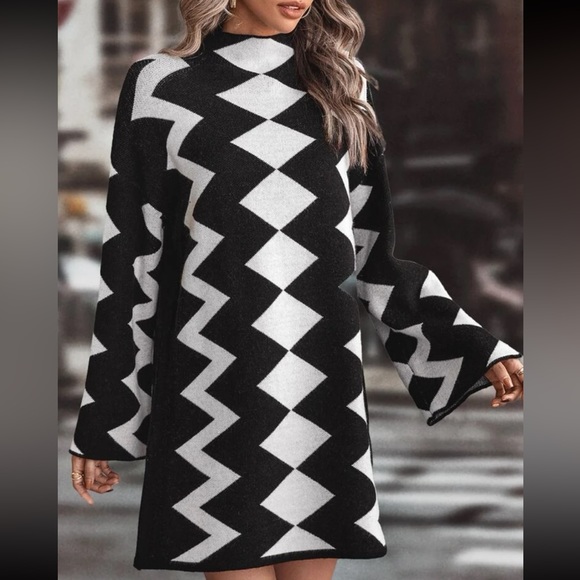 Cozy Argyle Pattern Mock Neck Sweater Dress Without Belt - Picture 4 of 5